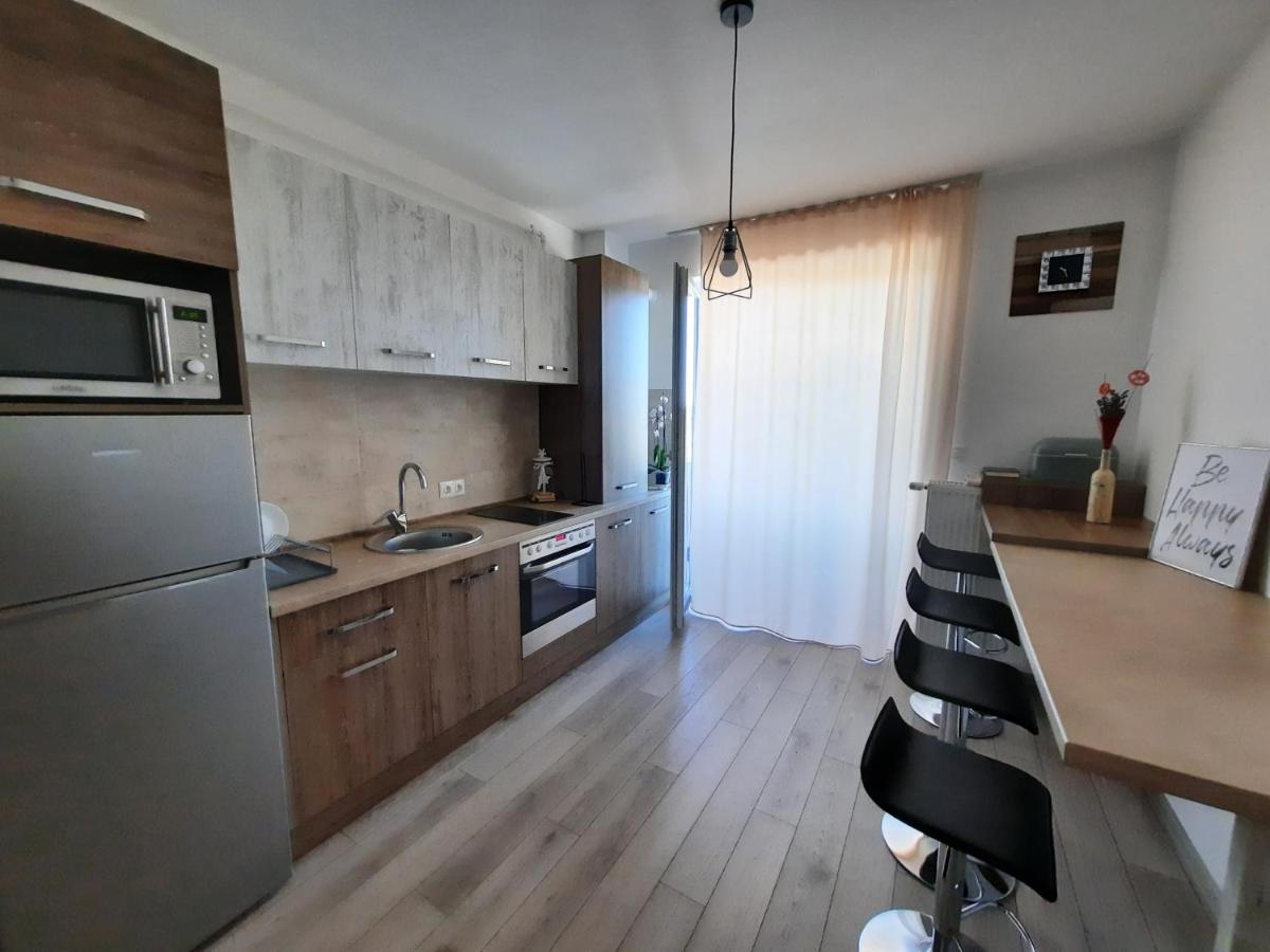 New Grey Residence Apartament Targu Mures Exterior photo